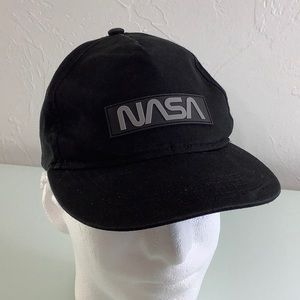 NASA black front logo baseball cap hat SnapBack size OSFM youth